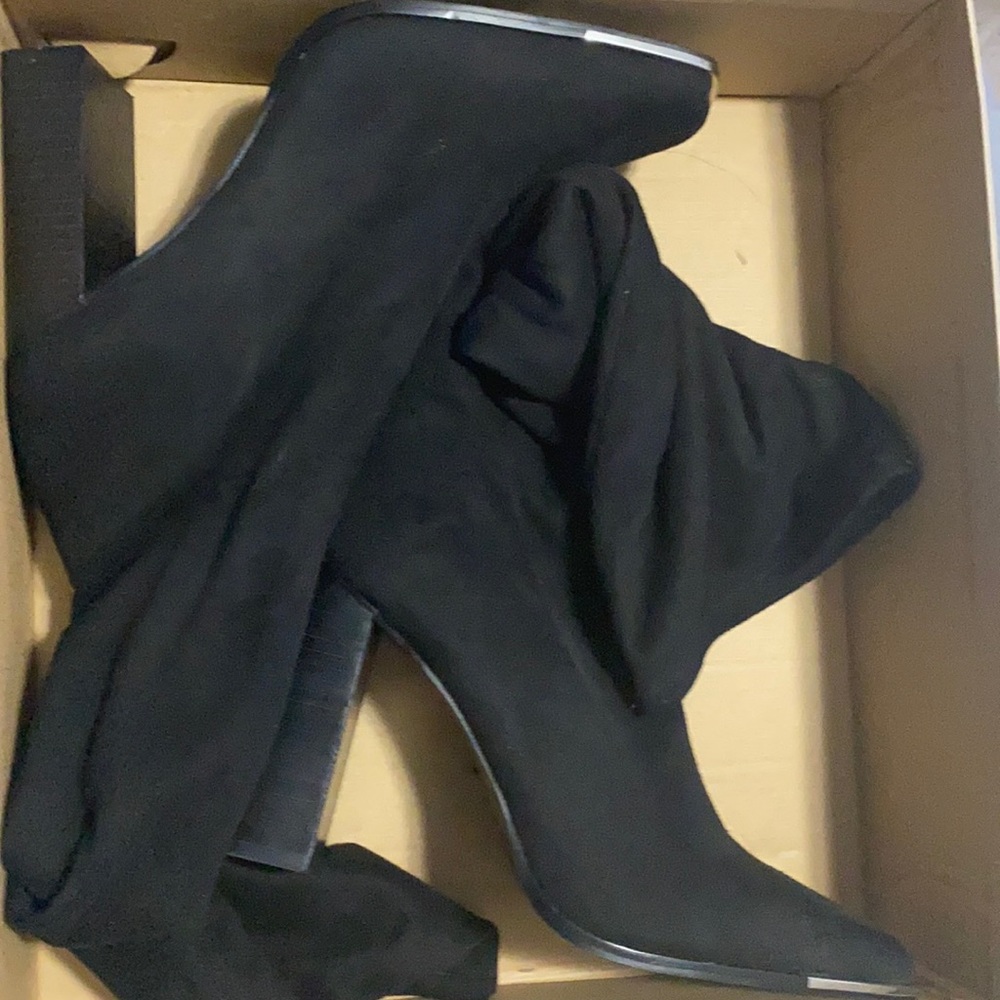 Steve Madden Black Fedora Boots